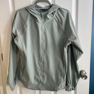 Women’s Wind Breaker
